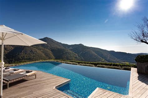 Get inspired by nature: Magic villas with awe-inspiring views